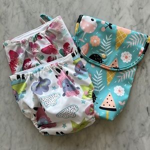 Adjustable, vinyl, disposable diapers with carry bag. Inserts bought separately.